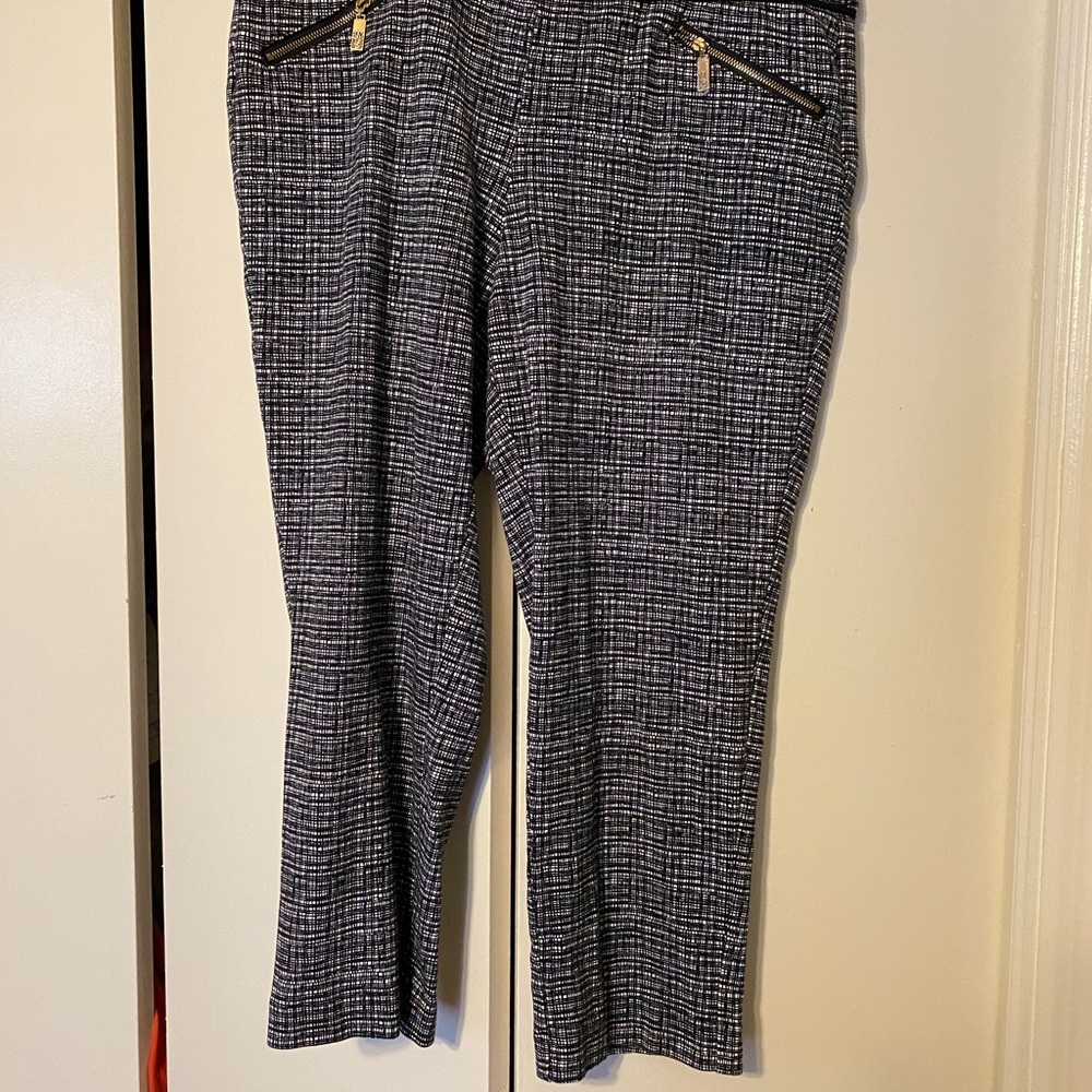 Anne Klein Black and White Patterned Pants Size PL pull on style